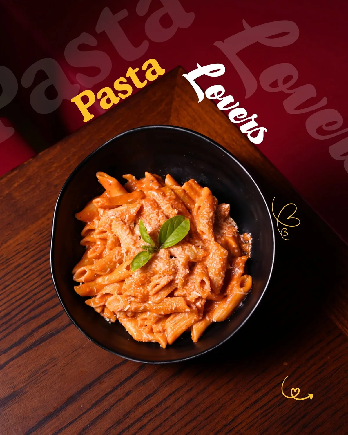 Penne pasta with creamy sauce